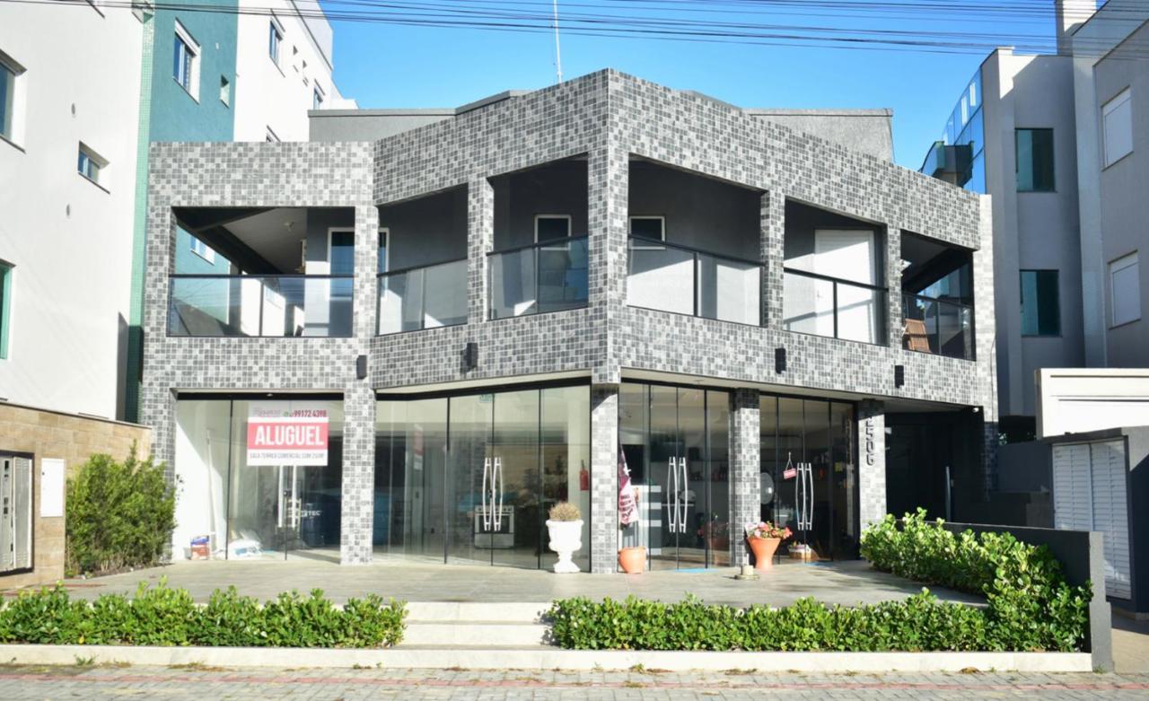 Residencial Melfi 3 Ap.1 Frente Appartement Bombinhas Buitenkant foto